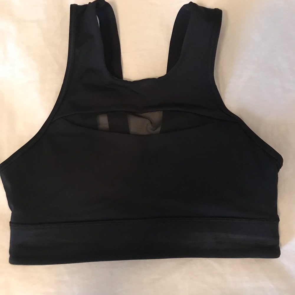 Lululemon High Neck Sports Bra size 6